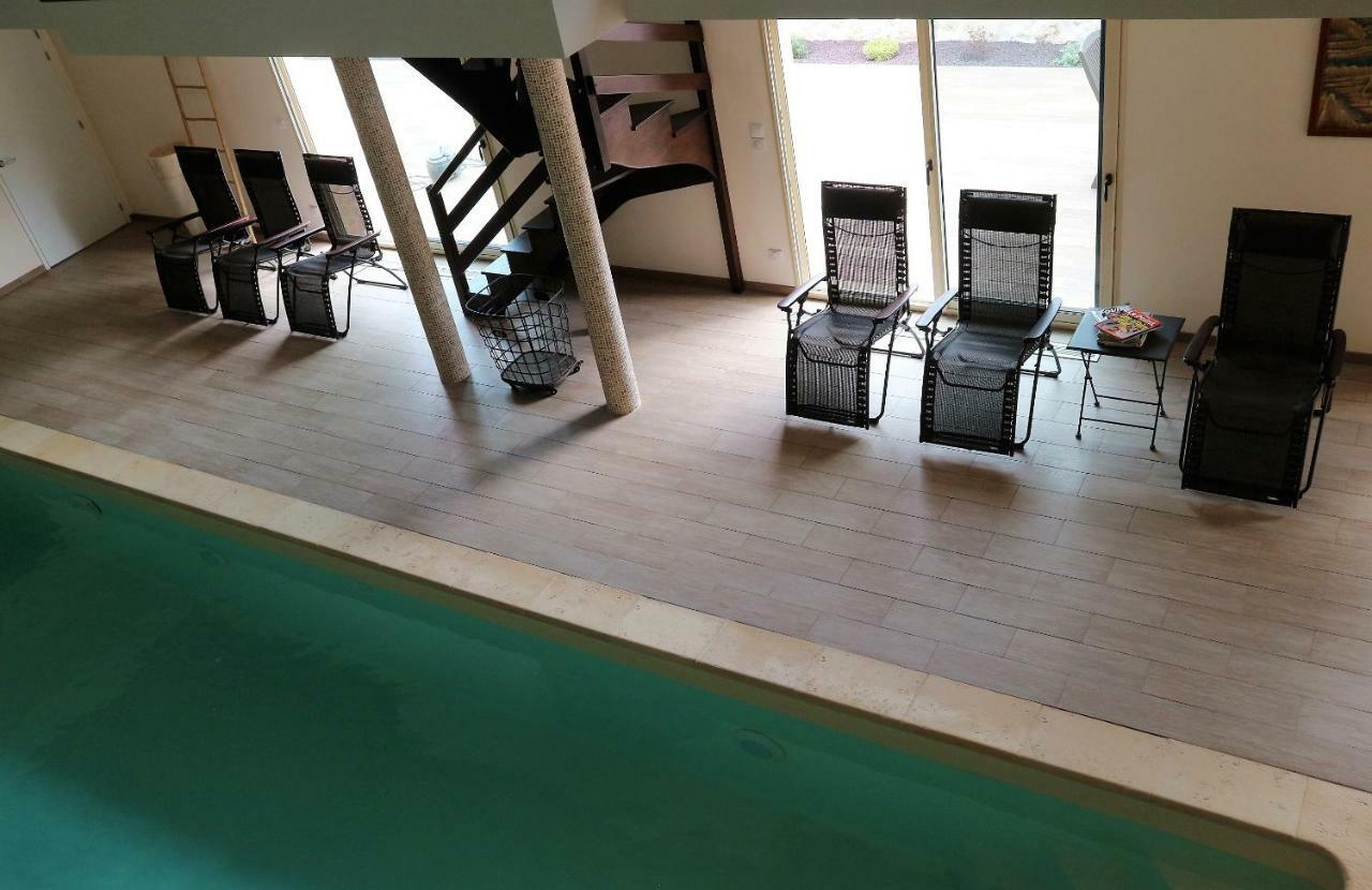 Gite Jet D'Eau Avec Piscine Interieure 30 Minutes Versailles Montainville  المظهر الخارجي الصورة
