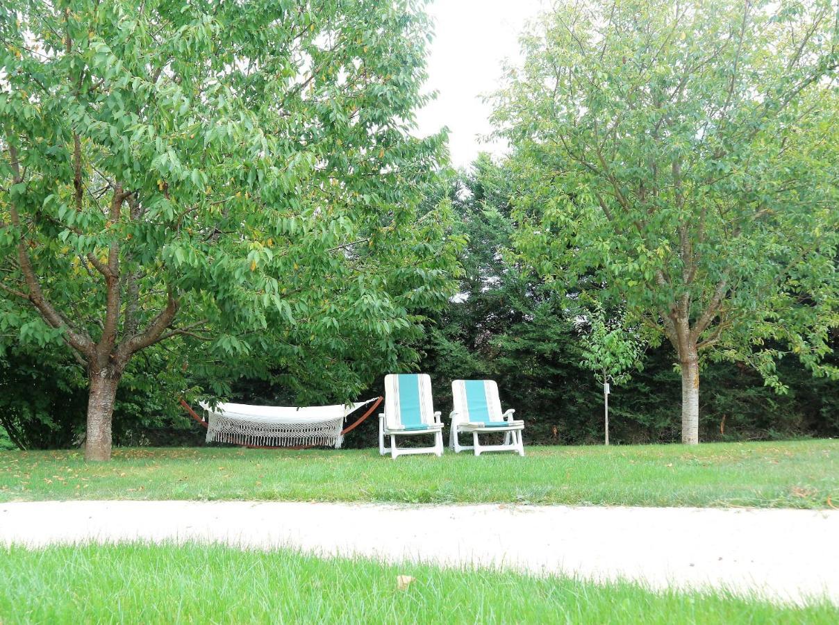 Gite Jet D'Eau Avec Piscine Interieure 30 Minutes Versailles Montainville  المظهر الخارجي الصورة